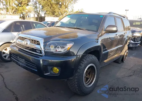 2008 Toyota 4Runner Sr5 V8 z USA, uszkodzony, nr VIN JTEBT14R08K004124